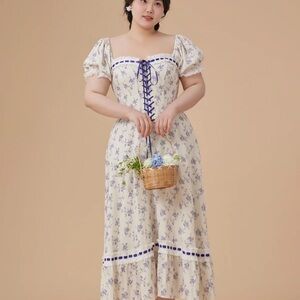 Floral Corset Dress with Blue Details (Petrea Volubilis Corset Dress)
